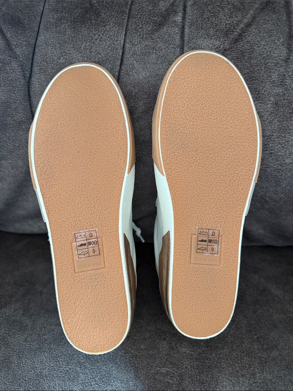 DOLCE VITA Zina Low-Top Casual Sneakers in White and Tan - Picture 4 of 6